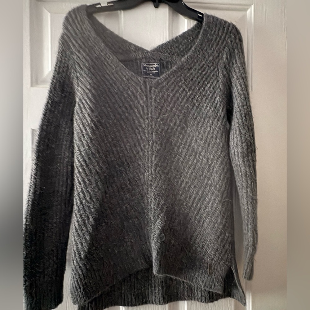 Abercrombie & Fitch Cozy Gray Women's Sweater Size XS